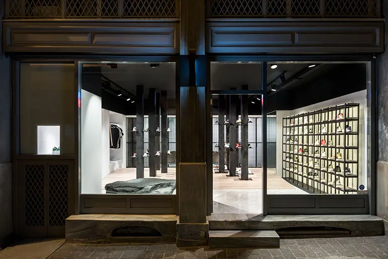 Shopfronts - anti-graffiti window film application